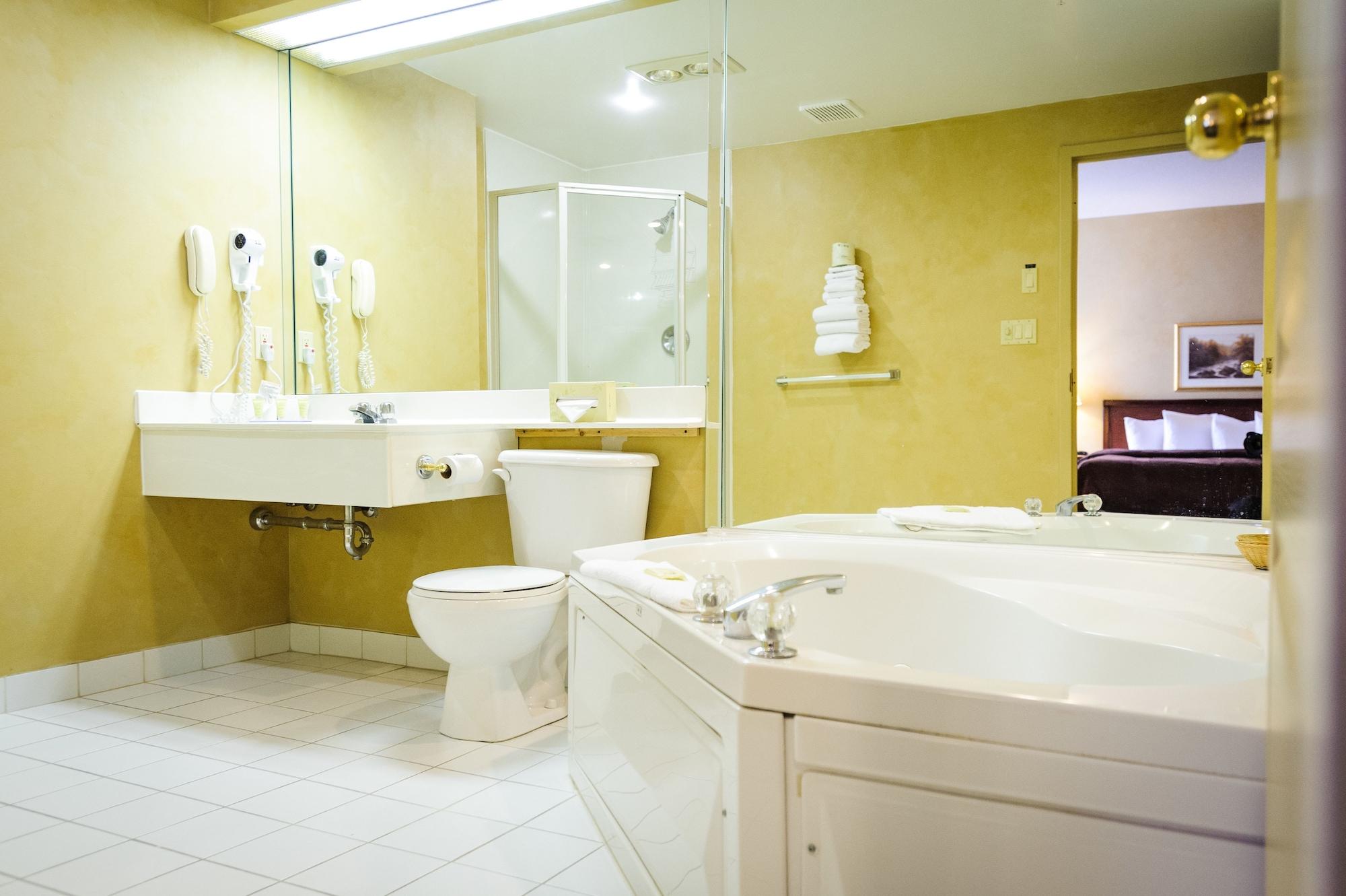 Peterborough Inn & Suites Hotel Eksteriør billede