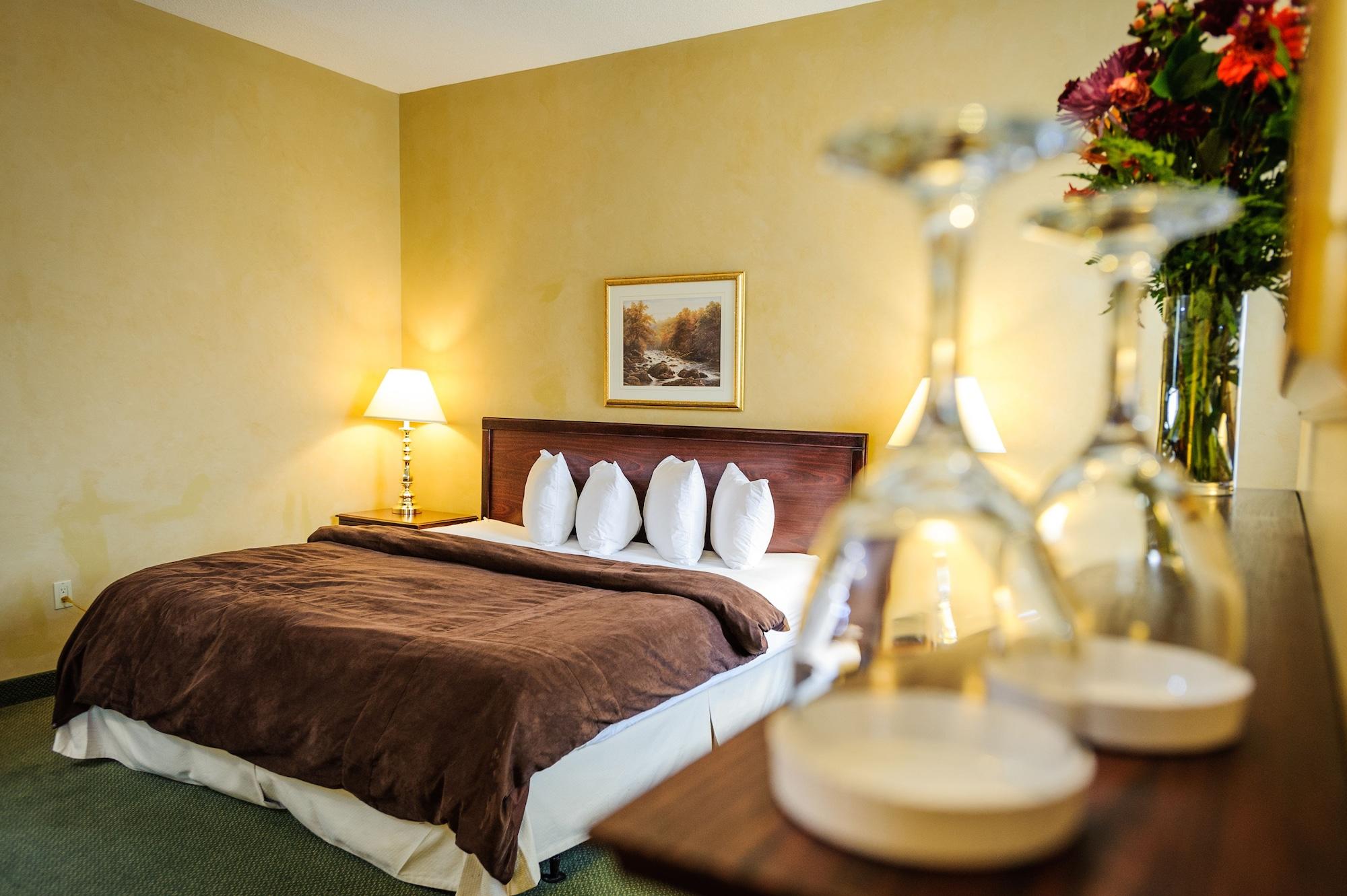 Peterborough Inn & Suites Hotel Eksteriør billede