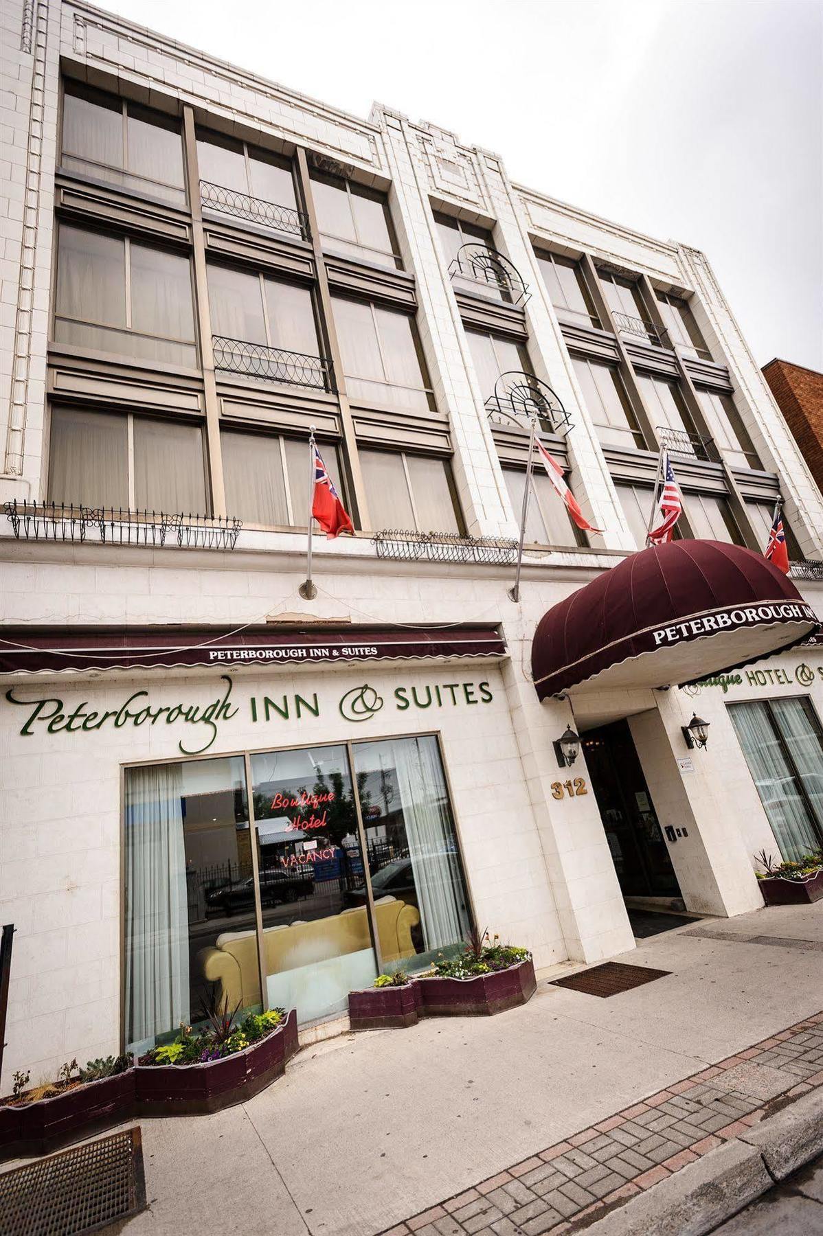 Peterborough Inn & Suites Hotel Eksteriør billede